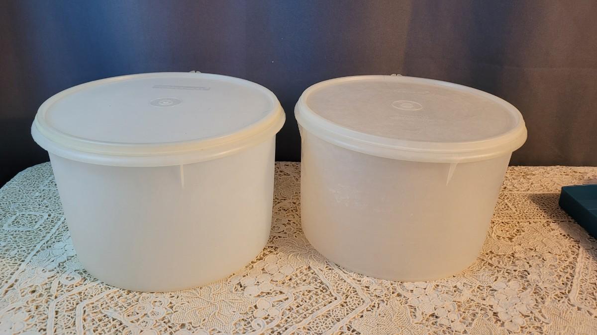 Lot 162: (3) Vintage Tupperware Containers