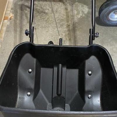 Yardworks Spreader