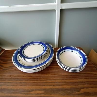 MAINSTAY DINNERWARE