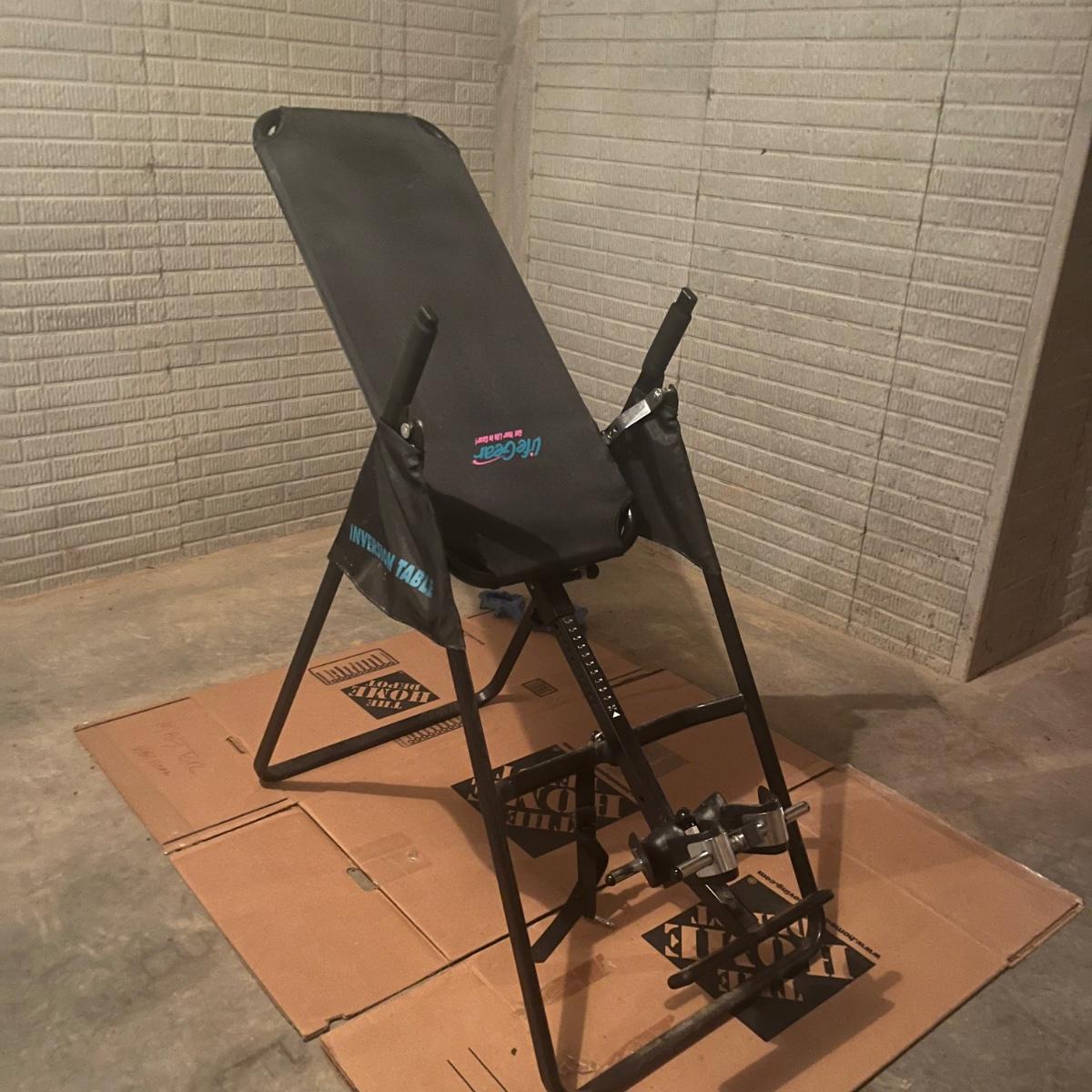 Life Gear Inversion Table (BMG)