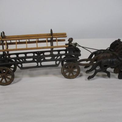 Hubley Cast Iron Fire Brigade Horse Drawn Ladder Wagon