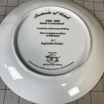2 Souvenir Collector Plate; Utah & Philadelphia 
