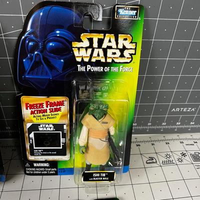 6 Star Wars Action Figures NEW on the Card. Power of The Force 