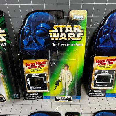6 Star Wars Action Figures NEW on the Card. Power of The Force 