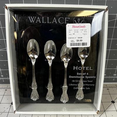 Wallace Hotel set of 4 Demitasse Spoons NEW 