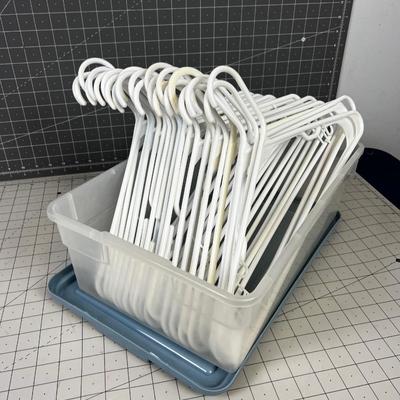 Plastic Hangers with Plastic Tote 