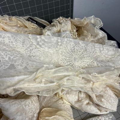 about 15 or 20 Scarfs NEW all the SAME