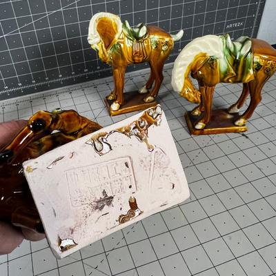 4 Ceramic Chinese Temple Horses VINTAGE