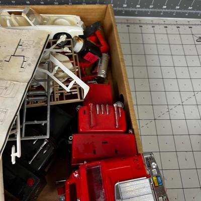 Vintage Models Parts & Pieces 