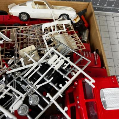 Vintage Models Parts & Pieces 