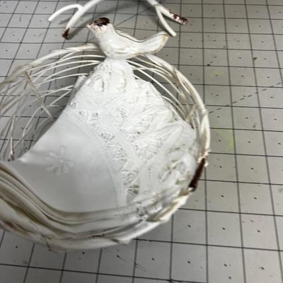 2 Little Bird Baskets with Dainty Hankies 