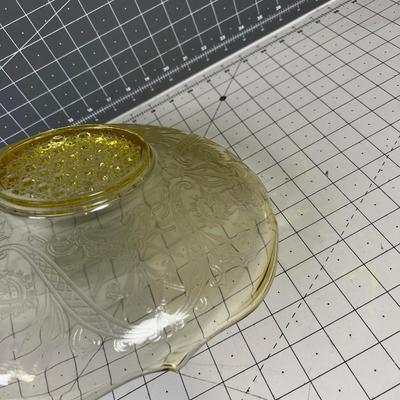 Elegant Lancaster Glass Landrum Console Bowl Yellow Topaz Color 