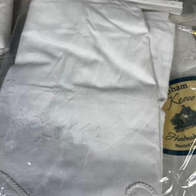 5 Various Styles of White Lace Shams 