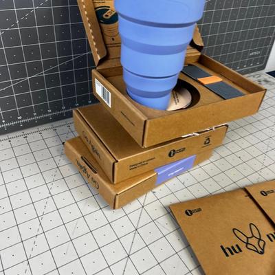 Lavender HUNU FOLDING Cups 4 plus 3 Straws. 