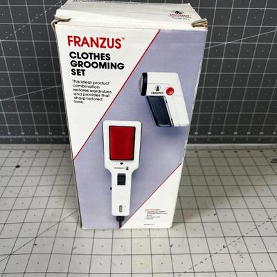 Franzus Clothes Grooming Device NEW Steamer