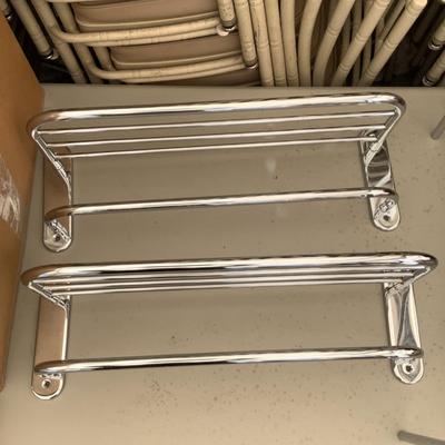 325 Chrome Towel Rack/Shelves