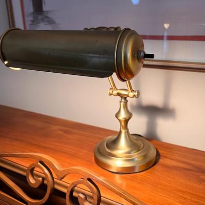Adjustable Metal Banker Desk Lamp