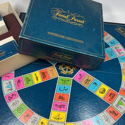 Trivial Pursuit Original Master Game Genus Edition Family Board Game