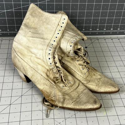 Women's Lace Up Boots ANTIQUE 