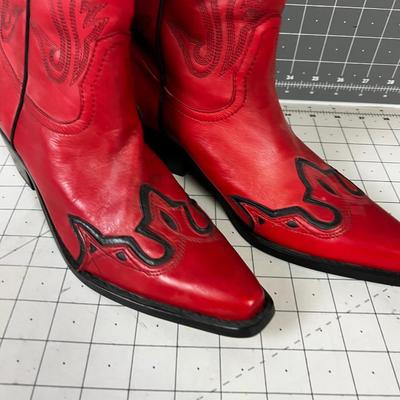 Size 6-1/2 RED Cold Water Creek Boots 