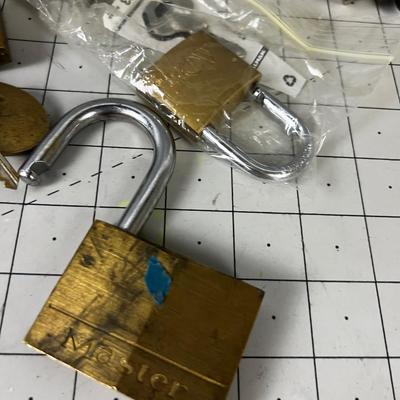 Pad Locks with Keys