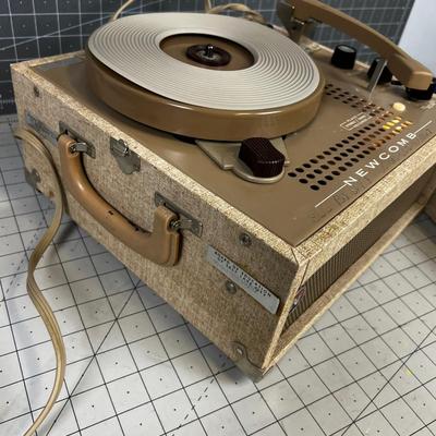 Record Player NEWCOMB School Record Player 