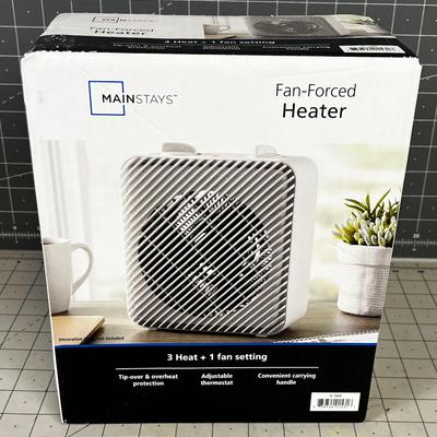 NEW Mainstays Fanned Forced Heater