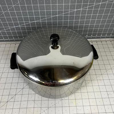 Stainless Pot with Lid