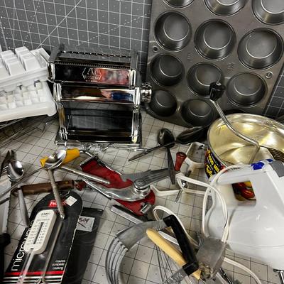 Large Lot of Kitchen:  Cooking and Canning Items 