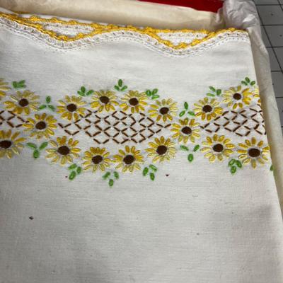 Vintage Napkins, Embroidered, etc.