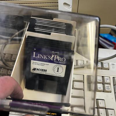 Power Macintosh 7100/80AV Power PC Computer 