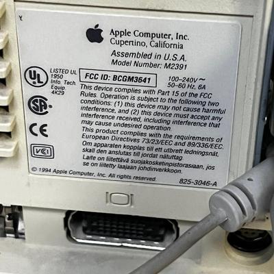 Power Macintosh 7100/80AV Power PC Computer 