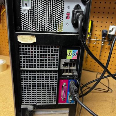 DELL Computer with LED Screen