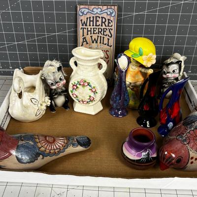 Tray of Decorative Ceramics