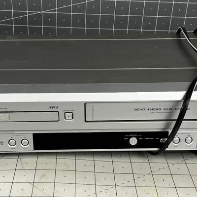 DVD - VHS Player Combo 