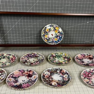 Lena Liu Circle of Love Plates Flowers and Butterflies (9) Plus Rack