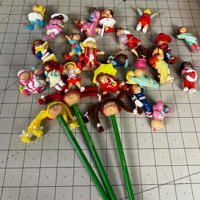 Cabbage Patch Miniature Figurines 