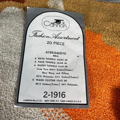 AWESOME! Vintage Cannon 2 Hand towels, 2 Bath & 1 Wash NEW Rainbow ORANGE 