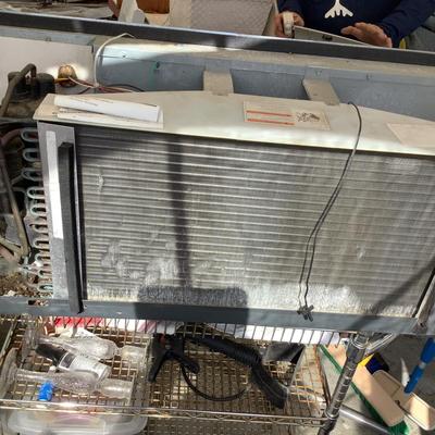 346 Amana PTAC Heating and Cooling Unit