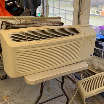 348 CARRIER Heating and Cooling Unit