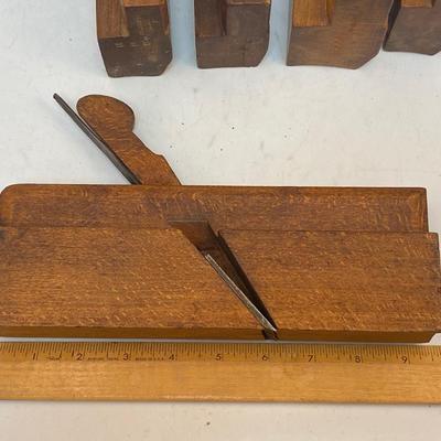 Lot of Five Antique Wood Convex Curved Jack Block Bead Plane Woodworking tools