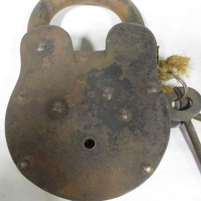 Cast Iron Lock With Keys