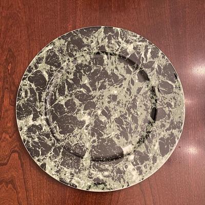 NWOT Villeroy & Boch Luxembourg Marble Plates