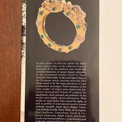 Jewelry International by Caroline Childers