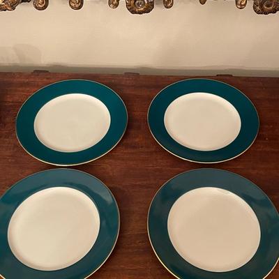Set of 8 Strawberry Street Ltd. Green China with Gold Rim