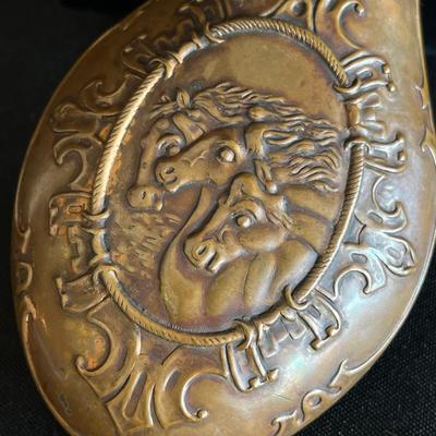 19th C Beautifully Decorated Powder Flask with Horses