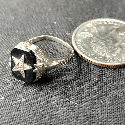 Vintage 14K Gold Woman's Masonic Ring