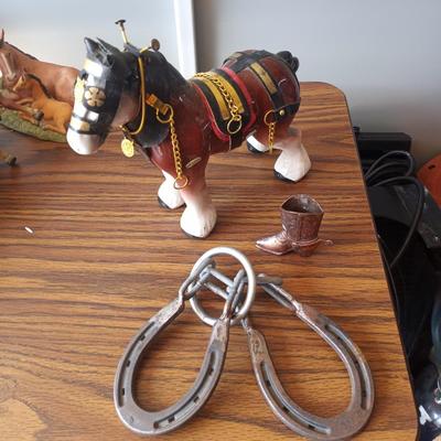 COLLECTIBLE HORSE-BRONZE BOOT-HORSESHOES