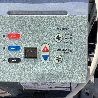 351 Amana PTAC Heating and Cooling Unit