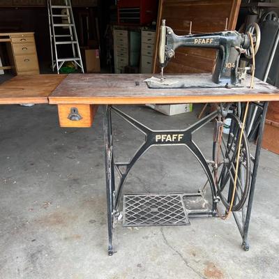 Vintage PFAFF 104 Kaiserslautern Sewing Table - ARCADIA